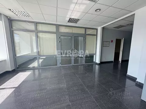 Офис в Ульяновская область, Ульяновск ул. Урицкого, 100с1 (57 м)