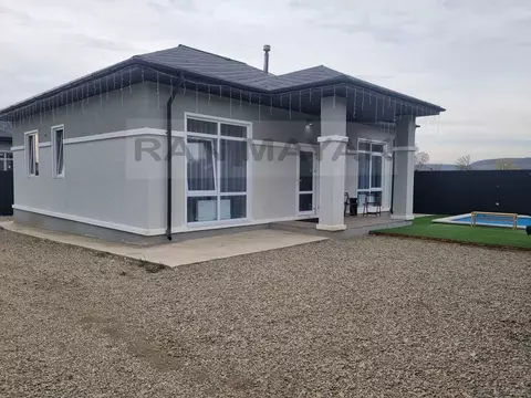 Дом в Адыгея, Майкопский район, Краснооктябрьское с/пос, пос. ...