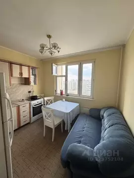 3-к кв. Москва ул. Саморы Машела, 8К1 (90.0 м)