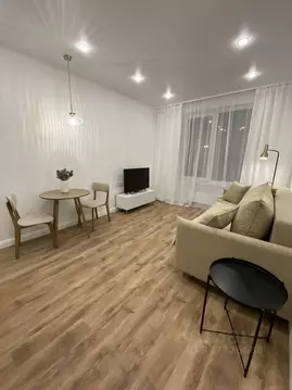 1-к кв. Тюменская область, Тюмень Новгородская ул., 3 (50.0 м)