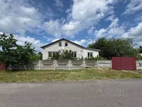 Дом в Брянская область, Брянский район, Новодарковичское с/пос, д. ...