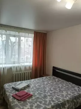 1-к кв. Тюменская область, Тюмень ул. 50 лет Октября, 32 (32.0 м)