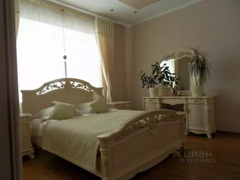 6-к кв. Крым, Евпатория ул. Сытникова, 4А (223.0 м)