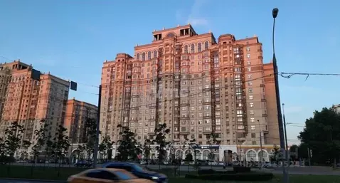 Помещение свободного назначения в Москва Мичуринский просп., 7К1 (128 ...