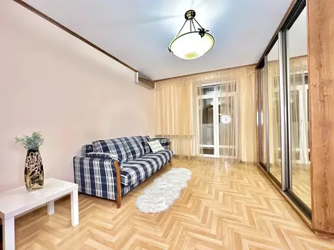 2-к кв. Волгоградская область, Волгоград Советская ул., 8 (61.0 м)