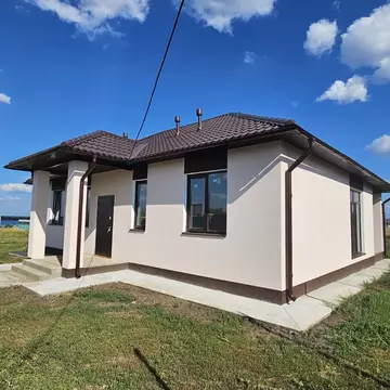 Дом в Саратовская область, с. Усть-Курдюм ул. Мусы Джалиля (105 м)