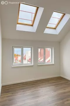 4-комнатная квартира: Восход, Наташинская улица, 2Ж (105 м)