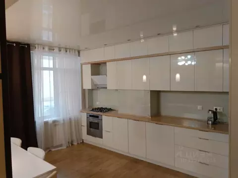 2-к кв. Волгоградская область, Волгоград Донецкая ул., 14 (107.0 м)