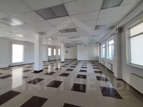 Помещение свободного назначения в Краснодарский край, Краснодар ул. ...