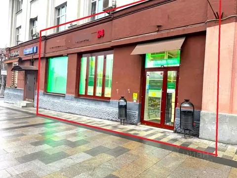 Торговая площадь в Москва ул. Крымский Вал, 8 (165 м)