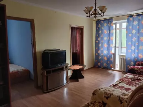 3-к кв. Крым, Евпатория городской округ, Мирный пгт просп. Мира, 3 ...