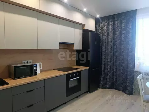 2-к кв. Омская область, Омск ул. 70 лет Октября, 3/1 (58.4 м)