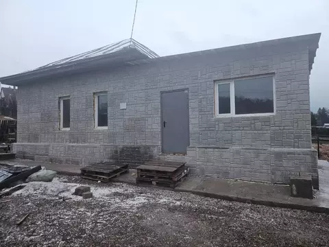 Дом в Красноярский край, Емельяновский район, пос. Минино Заводская ...