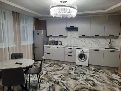 2-к кв. Тюменская область, Тюмень ул. Первооткрывателей, 8 (60.7 м)