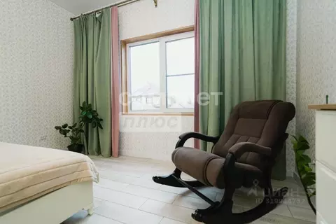 Коттедж в Омская область, Омск ул. Медовая, 17 (248 м)