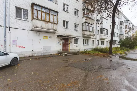 3-к кв. Башкортостан, Уфа ул. 50-летия Октября, 12 (55.0 м)