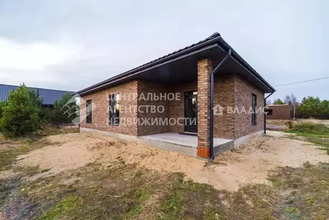 Дом в Рязанская область, Рязанский муниципальный округ, д. Полково ул. ...