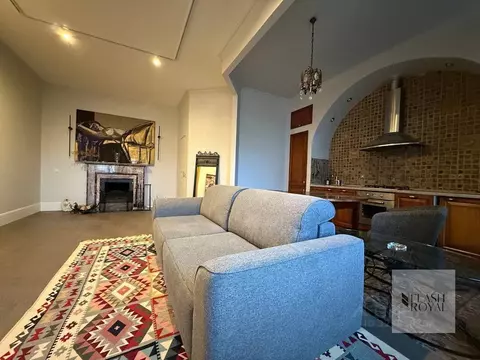 2-к кв. Санкт-Петербург Суворовский просп., 59 (72.0 м)