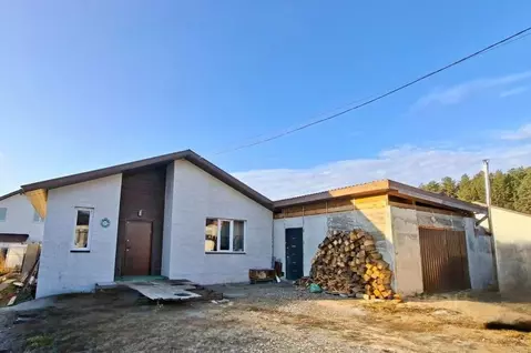 Дом в Свердловская область, Белоярский муниципальный округ, пос. ...