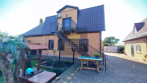 Дом в Краснодарский край, Темрюкский район, Ахтанизовское с/пос, пос. ...