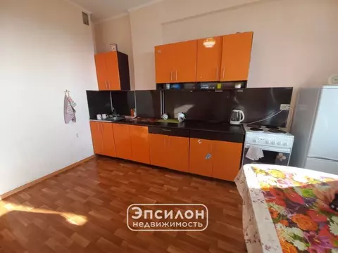 1-к кв. Курская область, Курск просп. Вячеслава Клыкова, 92 (47.0 м)