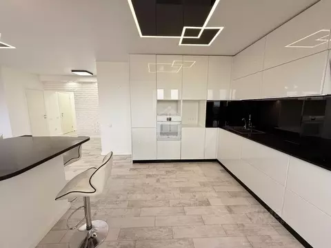 2-к кв. Калининградская область, Калининград ул. Юрия Гагарина, 101 ...