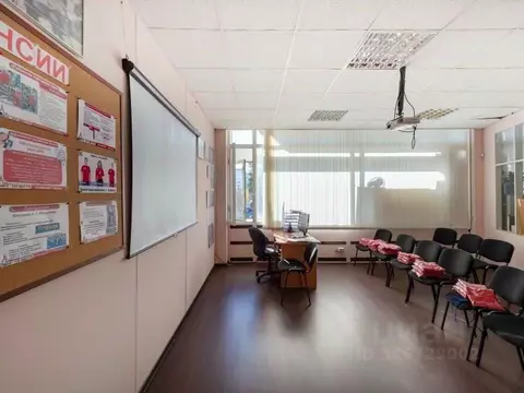 Офис в Санкт-Петербург пл. Конституции, 2 (1630 м)