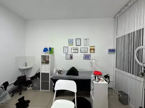 Помещение свободного назначения в Бурятия, Улан-Удэ ул. Сахьяновой, ...