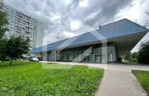 Торговая площадь в Москва Крылатская ул., 33К3 (651 м)