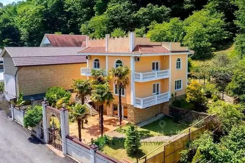 Дом в Краснодарский край, Сочи ул. Чекменева (300 м)