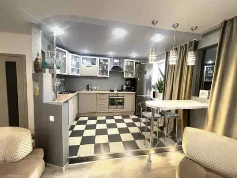 3-к кв. Волгоградская область, Волгоград бул. 30-летия Победы, 64 ...