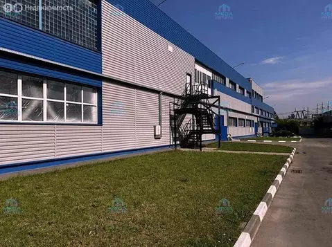 Склад (5105 м)