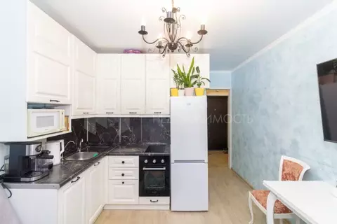 1-к кв. Тюменская область, Тюмень ул. Андрея Бушуева, 2 (34.6 м)