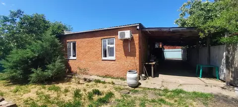 Дом в Краснодарский край, Динской район, Новотитаровская ст-ца ...