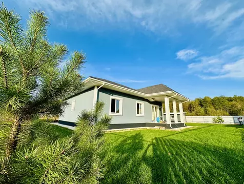 Дом в Калужская область, Жуковский муниципальный округ, Чубарово ...