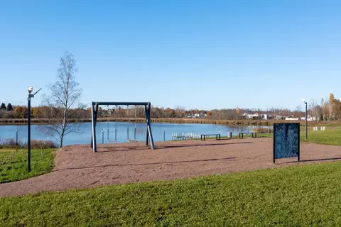 Участок в Ленинградская область, Приозерский район, Сосновское с/пос, ...