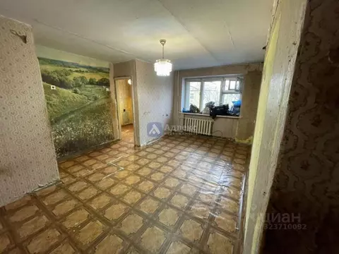 3-к кв. Тюменская область, Тюмень ул. 50 лет Октября, 32 (56.0 м)