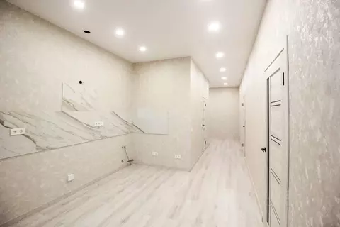 2-к кв. Алтайский край, Барнаул просп. Строителей, 18к1 (57.5 м)
