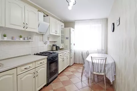 4-к кв. Омская область, Омск ул. 16-я Северная, 150 (116.0 м)