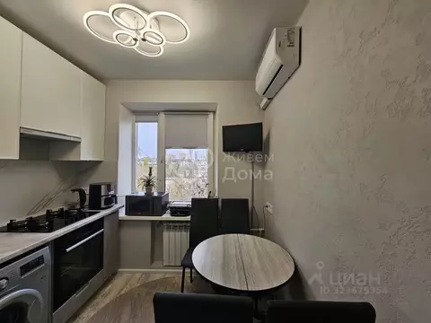 3-к кв. Волгоградская область, Волгоград ул. Наумова, 12 (59.2 м)