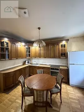 3-к кв. Воронежская область, Воронеж ул. Володарского, 64 (173.0 м)