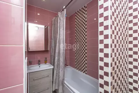 2-к кв. Тюменская область, Тюмень Антипино мкр, ул. Беловежская, 13к1 ...