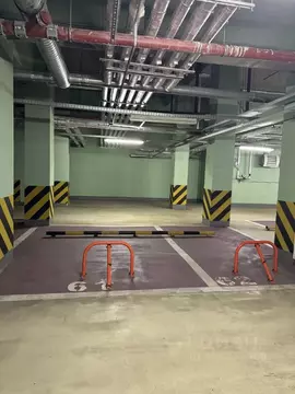 Гараж в Москва Мосфильмовская ул., 88к2с6 (13 м)