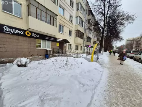 Торговая площадь (43 м)