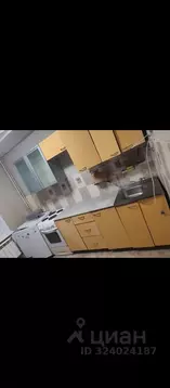 3-к кв. Новосибирская область, Новосибирск ул. Есенина, 8/1 (70.0 м)