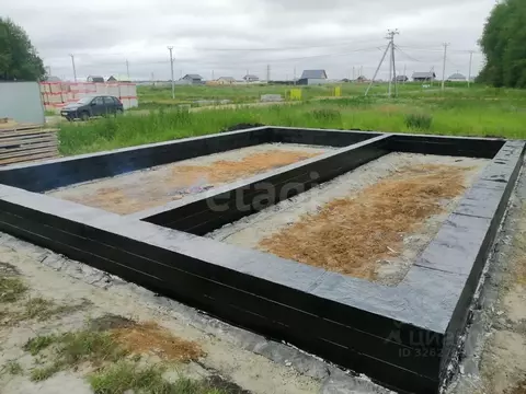 Участок в Тюменская область, Тюменский муниципальный округ, д. ...