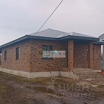 Дом в Башкортостан, Уфимский район, Дмитриевский сельсовет, Заря ДНТ ...