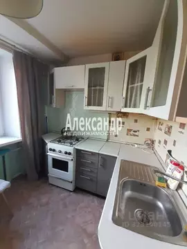 2-к кв. Санкт-Петербург ул. Нахимова, 3к1 (50.0 м)