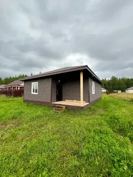 Дом в Тверская область, Конаковский муниципальный округ, д. Вахромеево ...