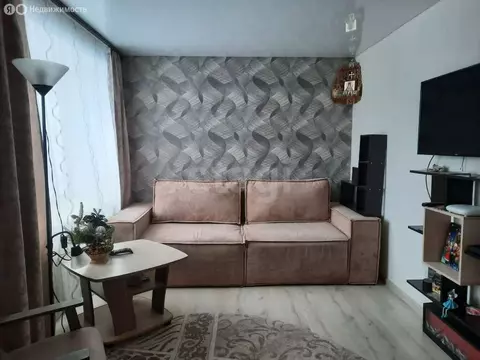 2-комнатная квартира: Чернушка, Красноармейская улица, 99 (42.9 м)